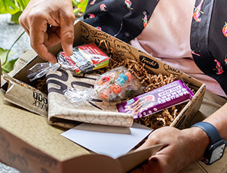 Delectable sweets and treats for summer picnics and festive gatherings.